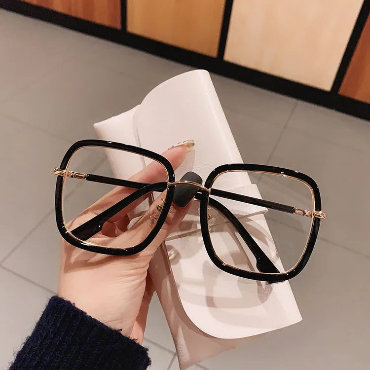 Nova Oversized Square Reading Glasses