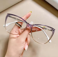 Vera Vintage Gradient Cat Eye Glasses