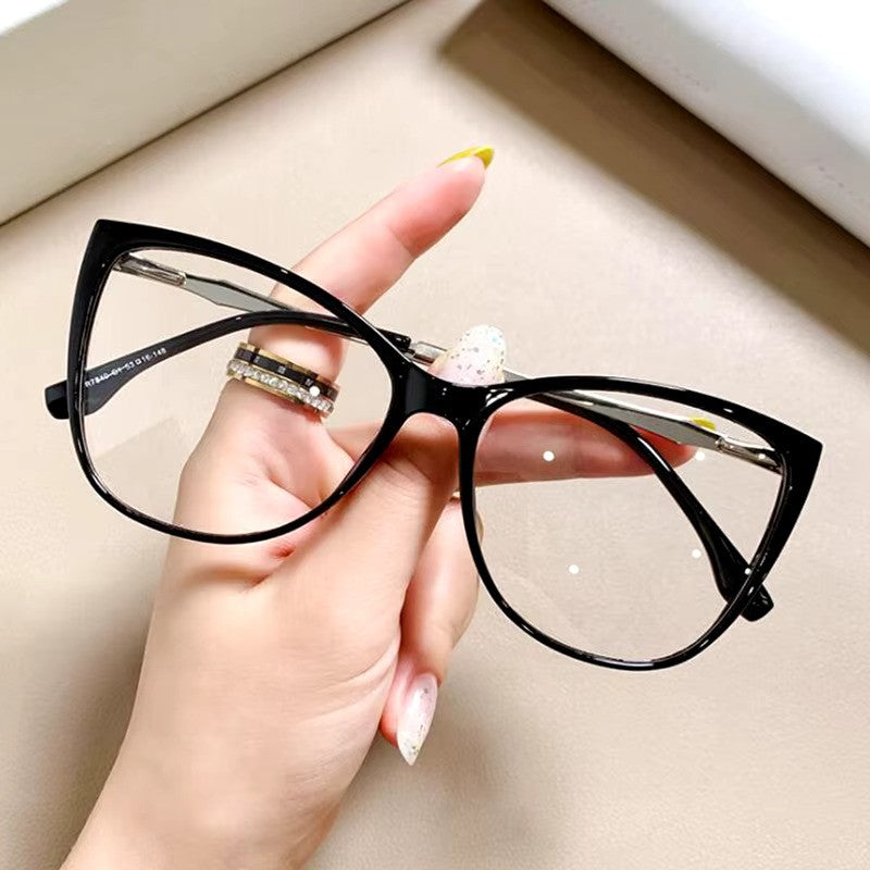 Vera Vintage Gradient Cat Eye Glasses